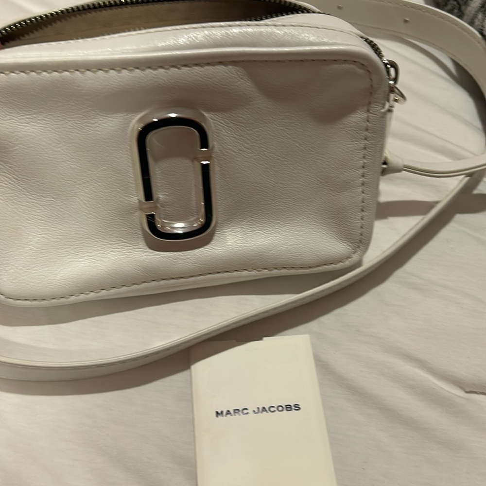 Marc Jacobs White Leather Softshot  Crossbody/Shoulder Bag - Picture 8 of 12